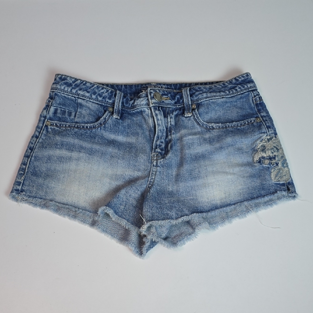 Buckle Black - Women's Embroidered Denim Shorts 100% Cotton